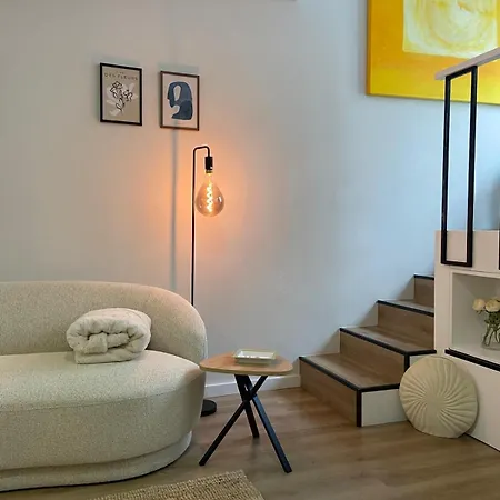 Daisy Street 2 Апартаменты *